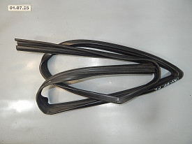 УПЛОТНИТЕЛЬ СТЕКЛА ДВЕРИ ПЕРЕДНИЙ ЛЕВЫЙ HONDA CR-V 1 RD 1995-2001