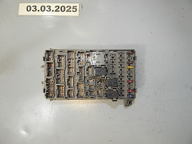 БЛОК ПРЕДОХРАНИТЕЛЕЙ САЛОНА (38200-S9A-J11-000) HONDA CR-V 2 RD 2001-2006