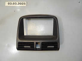 ДЕФЛЕКТОР ЦЕНТРАЛЬНОЙ КОНСОЛИ (77250-S9AA-0130) (ЧЕРНЫЙ) (ПОТЕРТОСТИ) HONDA CR-V 2 RD 2004-2006