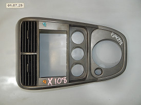 ПЛАСТИК ЦЕНТРАЛЬНОЙ КОНСОЛИ (С ДЕФЛЕКТОРАМИ) (77250-SCV-A010) (СЕРЫЙ) (ЦАРАПИНЫ) HONDA ELEMENT YH 2002-2011