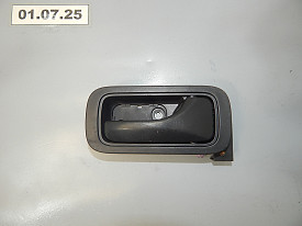 РУЧКА ДВЕРИ ВНУТРЕННЯЯ ЗАДНЯЯ ПРАВАЯ (ЦАРАПИНЫ) HONDA ELEMENT YH 2002-2011