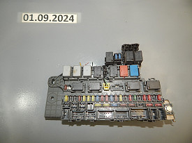 БЛОК ПРЕДОХРАНИТЕЛЕЙ САЛОНА (БОДИК) HONDA FIT 1 GD 2001-2008