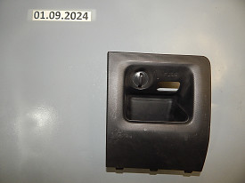 КРЫШКА БЛОКА ПРЕДОХРАНИТЕЛЕЙ САЛОНА (КОРМАШЕК) (77300-SLN-A0-20) HONDA FIT 1 GD 2001-2008