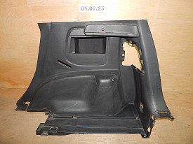ОБШИВКА БАГАЖНИКА ПРАВАЯ (ЧЕРНЫЙ) (84601-TF0-ZZ) (ЦАРАПИНЫ) HONDA FIT 2 GE 2008-2012