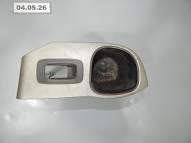 НАКЛАДКА ПУЛЬТА СТЕКЛОПОДЪЕМНИКА ЗАДНЯЯ ПРАВАЯ (83710-S9VA-A010) (ЦАРАПИНЫ ПОТЕРТОСТИ) (СЕРЫЙ) HONDA PILOT 1 YF1 2002-2008
