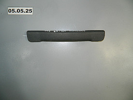 ЗАГЛУШКА РУЧКА КРЫШКИ БАГАЖНИКА ВНУТРЕННЯЯ (84445-SHJA-A00) (ТЕМНО-СЕРЫЙ) HONDA ODYSSEY RL3 RL4 (USA) 2004-2010