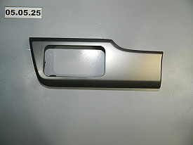 ДЕКОРАТИВНАЯ НАКЛАДКА ПЕРЕДНЕЙ ПАНЕЛИ ЛЕВАЯ (7720ASHJ) (СЕРЕБРО) HONDA ODYSSEY RL3 RL4 (USA) 2004-2010
