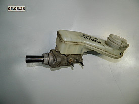 ГЛАВНЫЙ ТОРМОЗНОЙ ЦИЛИНДР С БАЧКОМ (БАЧОК С ПОВРЕЖДЕНИЕМ) HONDA ODYSSEY RL3 RL4 (USA) 2004-2010
