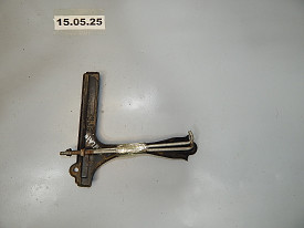 КРЕПЛЕНИЕ АККУМУЛЯТОРА HONDA RIDGELINE GLT 2005-2014