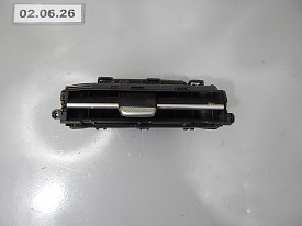 ДЕФЛЕКТОР ПЕРЕДНЕЙ ПАНЕЛИ ПРАВЫЙ (97490-AB000) (СЕРЕБРО) HYUNDAI ELANTRA CN7 2020-2026