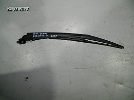 ЩЕТКОДЕРЖАТЕЛЬ ДВЕРИ БАГАЖНИКА (ПОВОДОК) JEEP GRAND CHEROKEE WK2 2010-2021