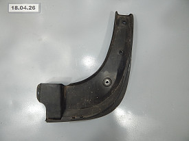 БРЫЗГОВИК ПЕРЕДНИЙ ПРАВЫЙ (B2F46-AC020) KIA SOUL 2 PS 2014-2019
