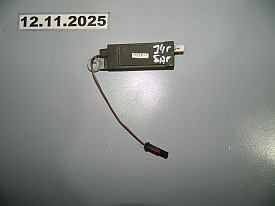 АНТЕННА БАГАЖНИКА (№2) (УСИЛИТЕЛЬ СИГНАЛА) (25275723) (БЕЛАЯ ФИШКА) LAND ROVER RANGE ROVER SPORT L494 2013-2022