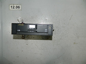 DVD CHANGER (86272-60040) LEXUS GX470 2002-2009