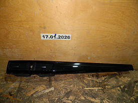 ДЕФЛЕКТОР ПЕРЕДНЕЙ ПАНЕЛИ ЦЕНТРАЛЬНЫЙ С ДЕКОРОТИВНОЙ НАКЛАДКОЙ (KD45-55256) (KD45-6491X) (ЧЕРНЫЙ) MAZDA CX-5 KE 2011-2015