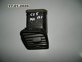 ДЕФЛЕКТОР ПЕРЕДНЕЙ ПАНЕЛИ ПРАВЫЙ (KD4564730) (ЧЕРНЫЙ) MAZDA CX-5 KE 2011-2015