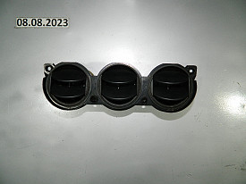 ДЕФЛЕКТОР ЦЕНТРАЛЬНОЙ КОНСОЛИ MAZDA CX-7 ER 2006-2009