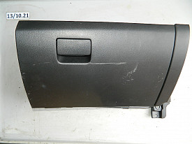 БАРДАЧОК ТОРПЕДЫ (ЧЕРНЫЙ) (ПОЦАРАПАННЫЙ) MAZDA 6 GJ 2012-2018