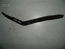 УПЛОТНИТЕЛЬНАЯ РЕЗИНКА ПОД КАПОТОМ МОТОРНОГО ЩИТА ПРАВАЯ (A2046280898) MERCEDES-BENZ C300 W204 2007-2014