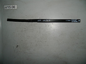 УПЛОТНИТЕЛЬНАЯ РЕЗИНКА НА КРЫЛЕ ПРАВАЯ ЗАДНЯЯ ЧАСТЬ (A2046262052) MERCEDES-BENZ C300 W204 2007-2014