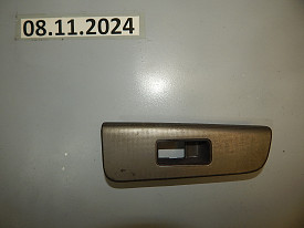 НАКЛАДКА ПУЛЬТА СТЕКЛОПОДЪЕМНИКА ДВЕРИ ЗАДНЯЯ ПРАВАЯ (СЕРАЯ) NISSAN ALTIMA L31 2004-2006
