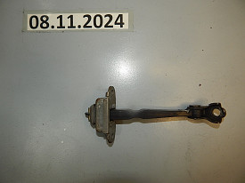 ОГРАНИЧИТЕЛЬ ДВЕРИ ЗАДНИЙ (СТОПОР) (R-L) NISSAN ALTIMA L31 2001-2004