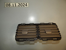 ДЕФЛЕКТОР ЦЕНТРАЛЬНЫЙ (68750-8J000) (БЕЖЕВЫЙ) NISSAN ALTIMA L31 2001-2004