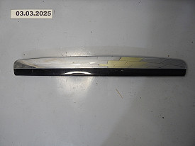 ПЛАНКА БАГАЖНИКА (ЧЕРНАЯ) (ХРОМ С ПОТЁРТОСТЯМИ) (84810-JA000) NISSAN ALTIMA L32 2006-2013