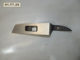 НАКЛАДКА ПУЛЬТА СТЕКЛОПОДЪЕМНИКА ЗАДНЯЯ ЛЕВАЯ (СЕРЕБРИСТЫЙ-ЧЕРНЫЙ) (ЦАРАПИНЫ) NISSAN MURANO Z50 2002-2007