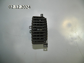 ДЕФЛЕКТОР ПАНЕЛИ ЦЕНТРАЛЬНЫЙ ПЕРЕДНИЙ ПРАВЫЙ (68750-EA100) NISSAN PATHFINDER R51 2004-2007