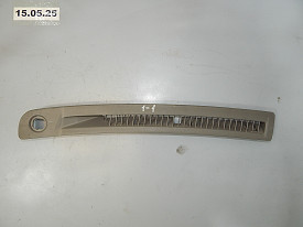 ДЕФЛЕКТОР ПЕРЕДНЕЙ ПАНЕЛИ ВЕРХНИЙ ЛЕВЫЙ (СЕРЫЙ) NISSAN STAGEA 2 M35 2001-2007