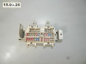 БЛОК ПРЕДОХРАНИТЕЛЕЙ САЛОНА NISSAN STAGEA 2 M35 2001-2007