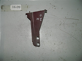 КРОНШТЕЙН ПЕРЕДНИЙ ПРАВЫЙ NISSAN X-TRAIL T30 2001-2007