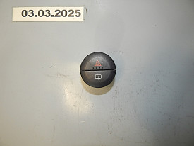 КНОПКА АВАРИЙКИ И ПОДОГРЕВА СТЕКЛА NISSAN X-TRAIL T30 2001-2007