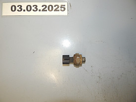 ДАТЧИК ШЛАНГА ГУРА (3 КОНТАКТА) NISSAN X-TRAIL T30 2001-2007