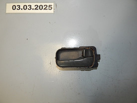 РУЧКА ДВЕРИ ВНУТРЕННЯЯ ПРАВАЯ NISSAN X-TRAIL T30 2001-2007