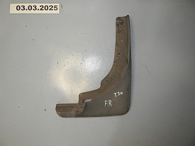 БРЫЗГОВИК ПЕРЕДНИЙ ПРАВЫЙ NISSAN X-TRAIL T30 2001-2007