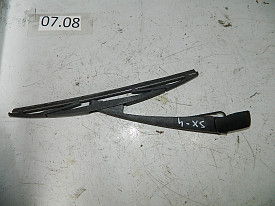 ЩЕТКОДЕРЖАТЕЛЬ ДВЕРИ БАГАЖНИКА (ПОВОДОК) SUZUKI SX4 2006-2014