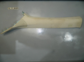 НАКЛАДКА ПЕРЕДНЕЙ СТОИКИ ВЕРХНЯЯ ЛЕВАЯ (1002485-00-J) (БЕЖЕВЫЙ) TESLA MODEL S 5YJS 2012-Н.В