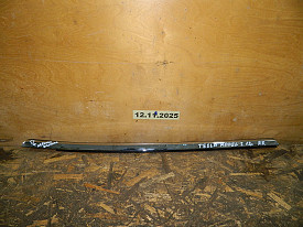 МОЛДИНГ СТЕКЛА ДВЕРИ ЗАДНИЙ ПРАВЫЙ (ХРОМ) (НЕБОЛЬШАЯ ВМЯТИНА) TESLA MODEL S 5YJS 2012-Н.В