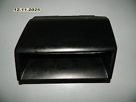 БАРДАЧОК ЦЕНТРАЛЬНОЙ КОНСОЛИ НИЖНИЙ (1018894-00-B) (ЧЕРНАЯ) TESLA MODEL S 5YJS 2012-Н.В