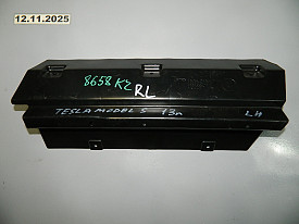КРЕПЛЕНИЕ КОВРОЛИНА БАГАЖНИКА ЛЕВЫЙ (1009173-00-C) TESLA MODEL S 5YJS 2012-Н.В