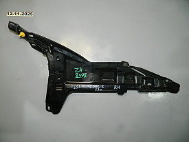 КРЕПЛЕНИЕ ОБШИВКИ БАГАЖНИКА ВЕРХНЯЯ ПРАВАЯ (1009273-00-C) TESLA MODEL S 5YJS 2012-Н.В