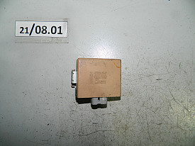 БЛОК УПРАВЛЕНИЯ АНТЕННОЙ (85914-35010) (ANTENNA RELAY) TOYOTA 4RUNNER 185 1995-2002