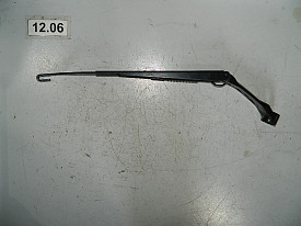 ЩЁТКОДЕРЖАТЕЛЬ ПЕРЕДНИЙ ЛЕВЫЙ (ПОВОДОК) TOYOTA 4RUNNER 215 2002-2009