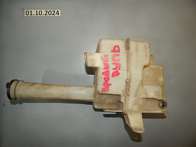 БАЧОК ОМЫВАТЕЛЯ (ПРАВЫЙ РУЛЬ) TOYOTA CAMRY XV20-25 1996-2001