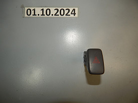 КНОПКА АВАРИЙКИ (158610) (СЕРАЯ) TOYOTA CAMRY XV20-25 1996-2001