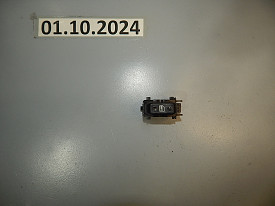 ПУЛЬТ БЛОКИРОВКИ ДВЕРИ ПЕРЕДНИЙ TOYOTA CAMRY XV20-25 1996-2001