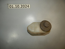 БАЧОК ТОРМОЗНОЙ (47221-33011) TOYOTA CAMRY XV20-25 1996-2001