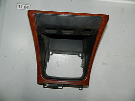 БАРДАЧОК ЦЕНТРАЛЬНОЙ КОНСОЛИ НИЗ ДЕРЕВО TOYOTA CAMRY XV30-35 2001-2006
